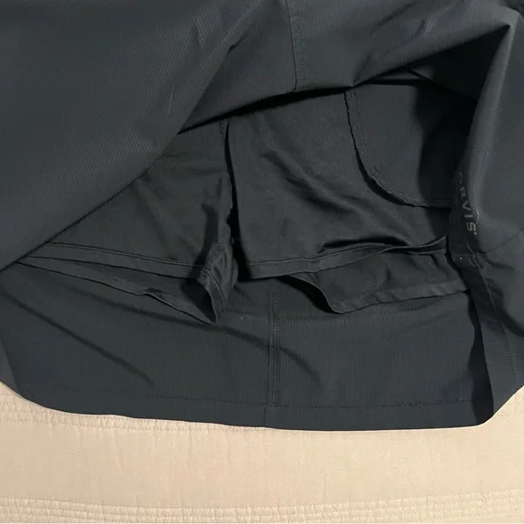 Orvis Black Skirt with built in Shorts with Pockets - Picture 4 of 6